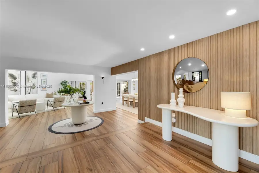 200 W Mcintyre St, Key Biscayne, FL 33149 - Image #3