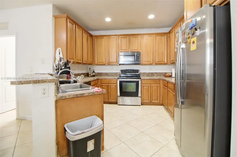 14077 SW 274th Ter, Homestead, FL 33032 - Image #2