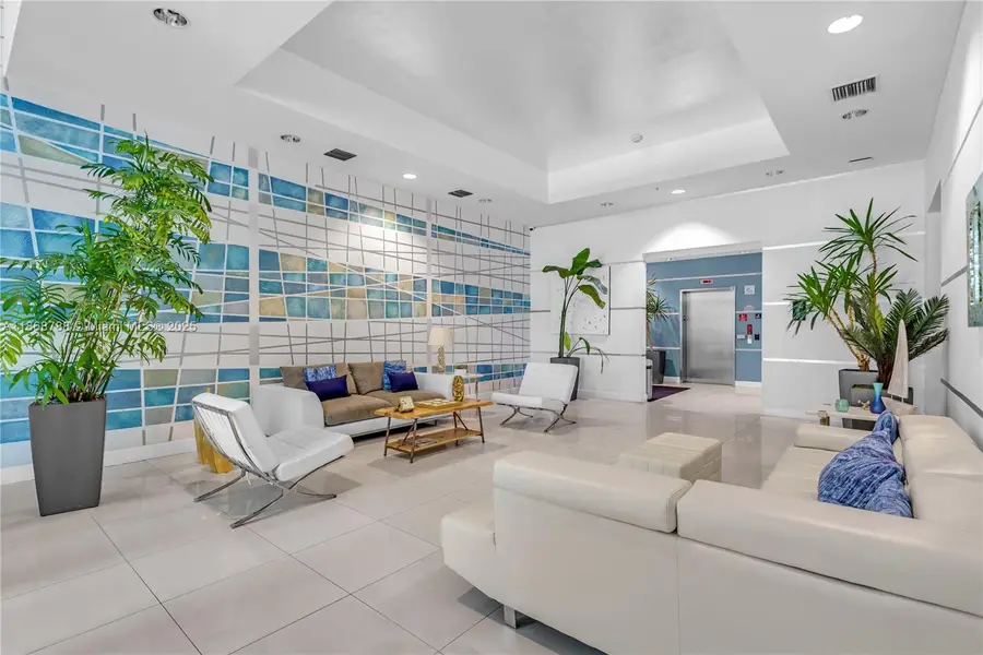 1723 SW 2nd Ave #902, Miami, FL 33129 - Image #2