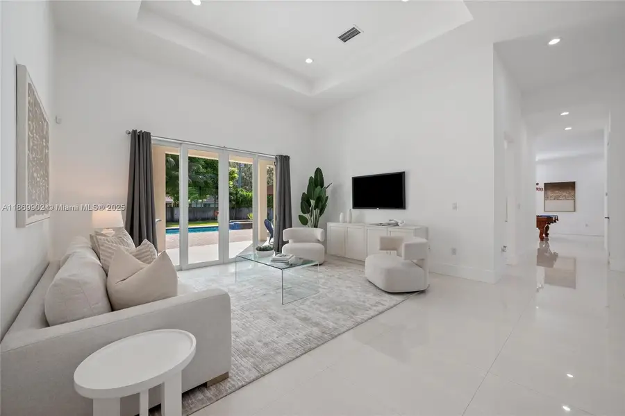 10703 SW 84th Ave, Miami, FL 33156 - Image #3