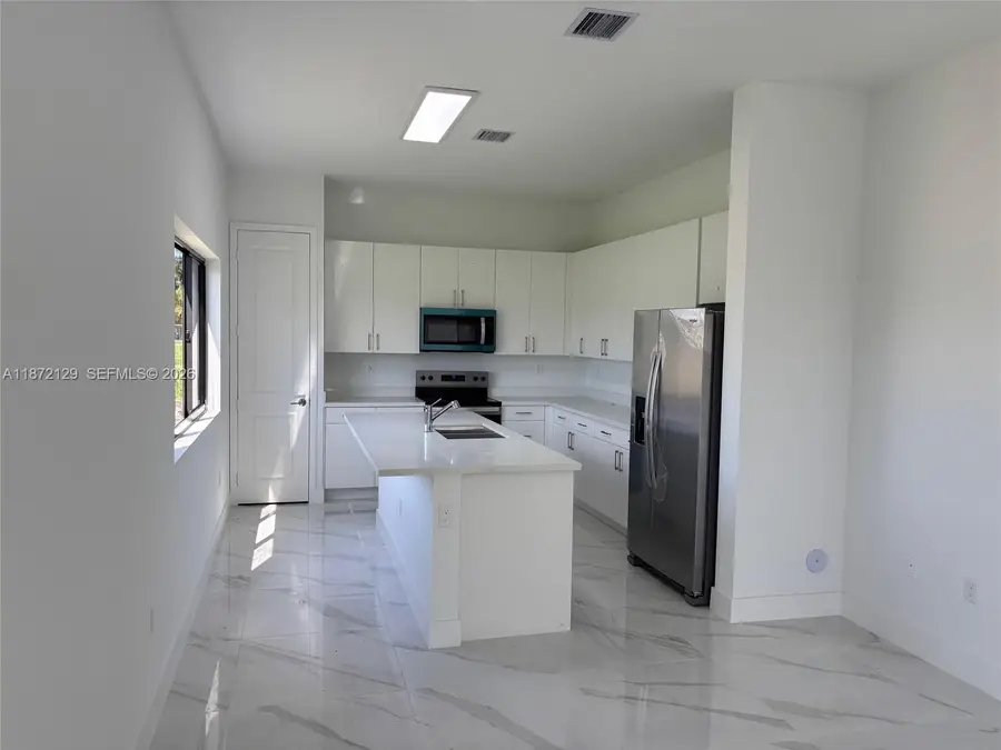 18902 SW 316th St, Homestead, FL 33030 - #2