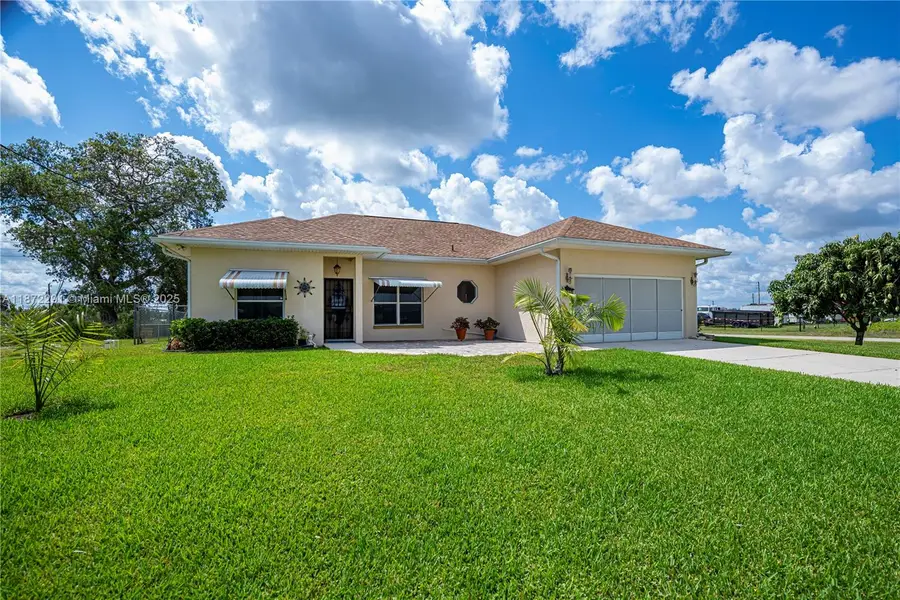1115 Comet Ave, Port Labelle, FL 33935 - #2