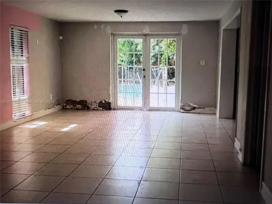 Address Withheld By Seller, Plantation, FL 33317 - Image #3