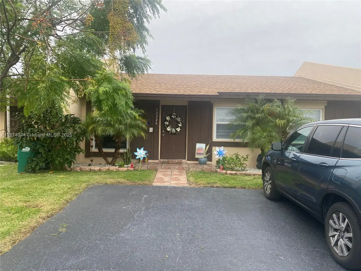 Address Withheld By Seller, Miami, FL 33186 - Image #1