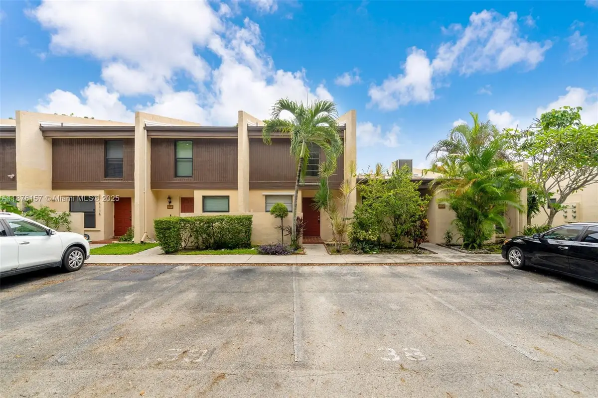 1161 NW 99th Ter #38, Pembroke Pines, FL 33024 - Image #1