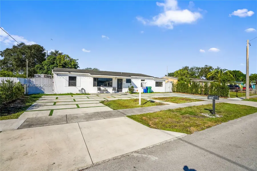 16010 NW 28th Ct, Miami Gardens, FL 33054 - #3