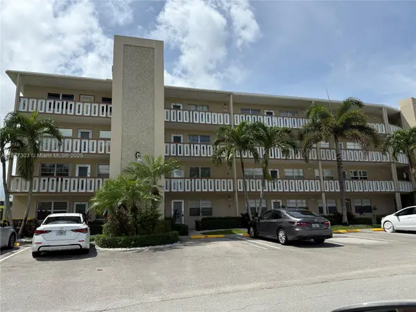 423 Wellington G #423, West Palm Beach, FL 33417