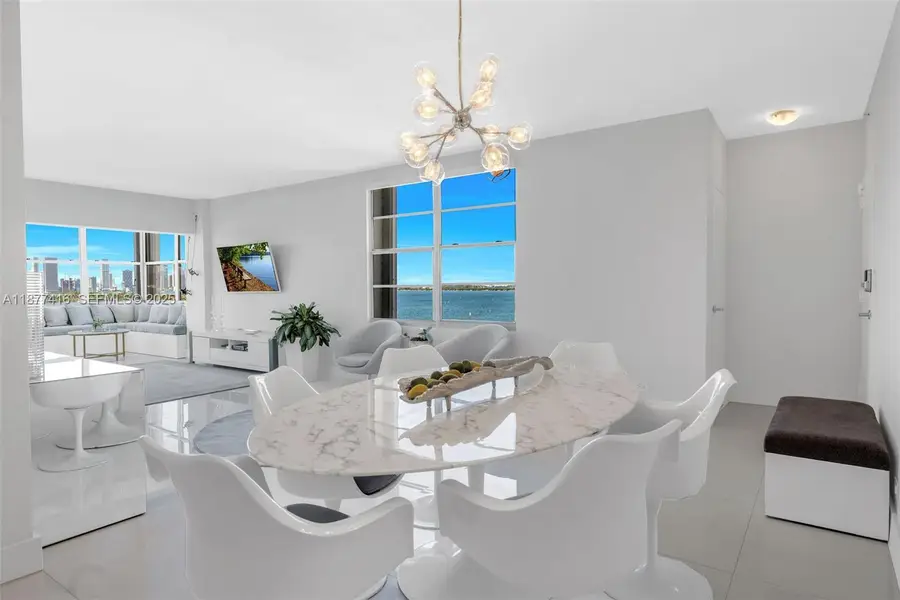 3 Island Ave #10D, Miami Beach, FL 33139 - Image #2