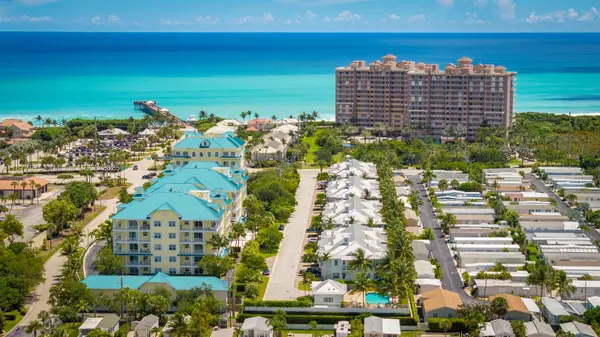 140 Ocean Breeze Dr, Juno Beach, FL 33408