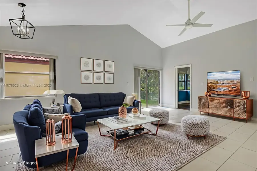 640 SW 113th Ter, Pembroke Pines, FL 33025 - Image #3