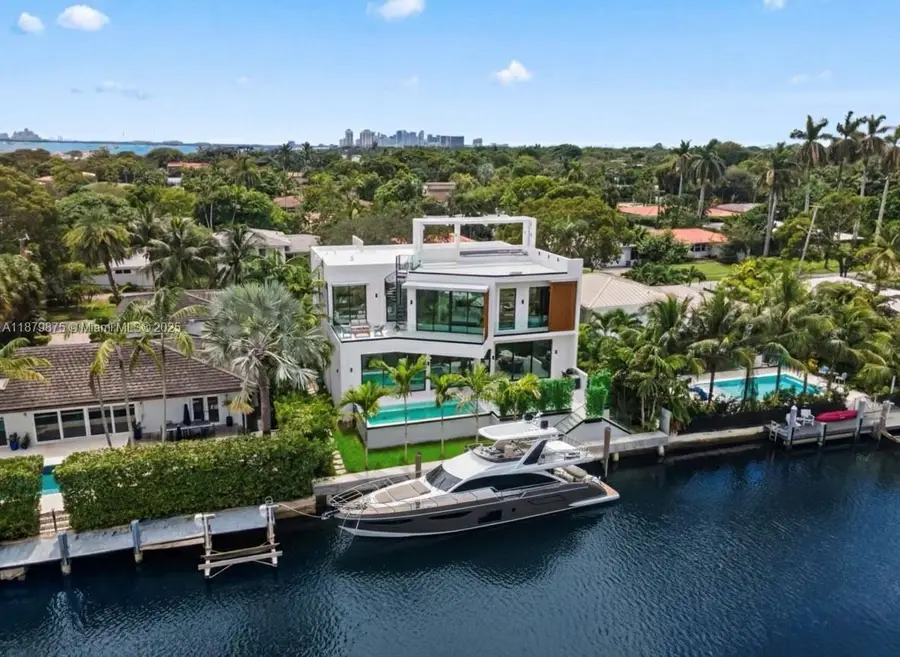 1379 NE 104th St, Miami Shores, FL 33138 - Image #3