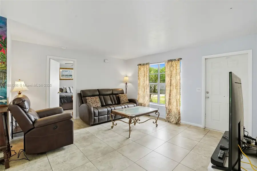 Address Withheld By Seller, Miami, FL 33935 - #3