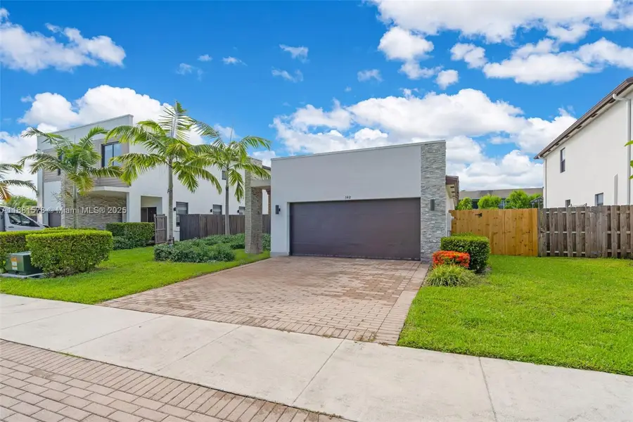 Address Withheld By Seller, Miami, FL 33179 - Image #2