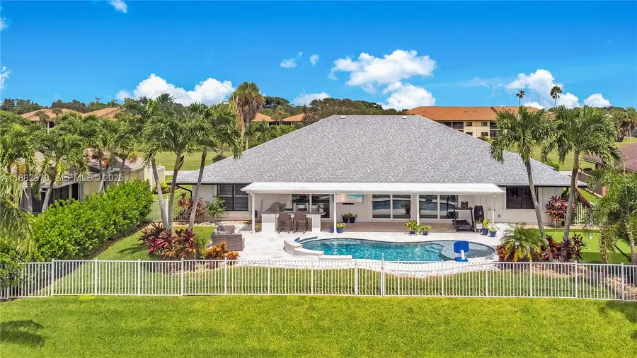 7104 SE Bunker Hill Dr, Hobe Sound, FL 33455 - #3