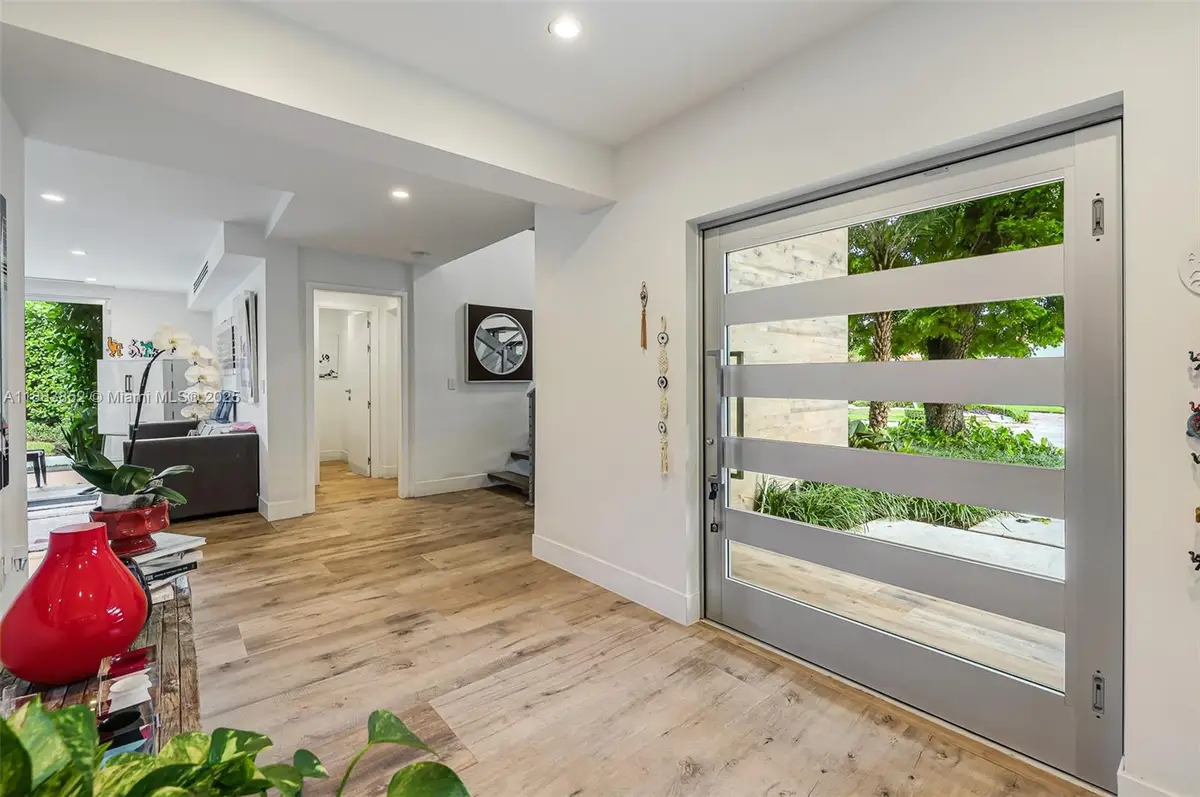 79 W Shore Dr W, Miami, FL 33133 - Image #1