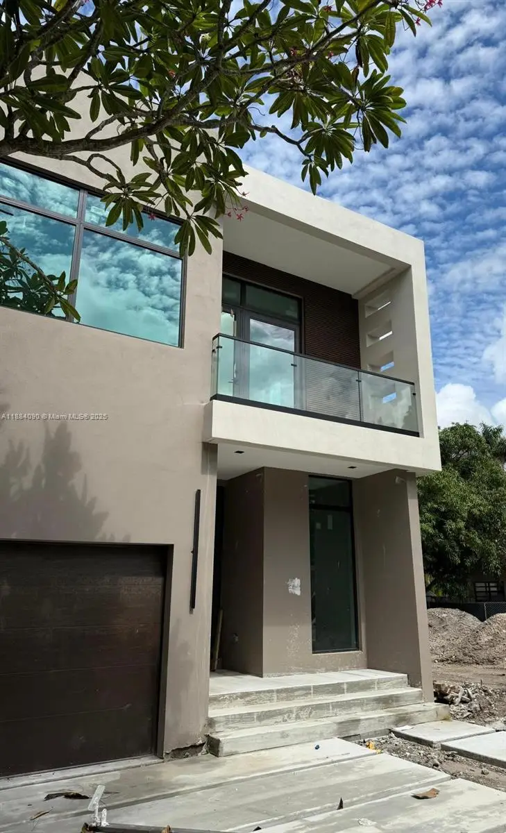 1637 Monroe St, Hollywood, FL 33020 - Image #3