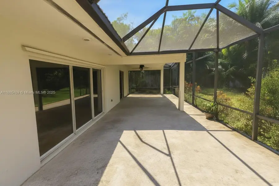 10681 SW 47th St, Davie, FL 33328 - Image #3