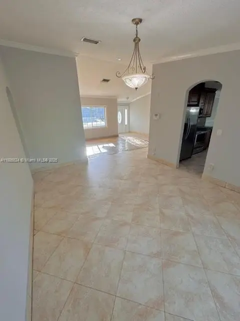 Address Withheld By Seller, Miami, FL 33186 - Image #3