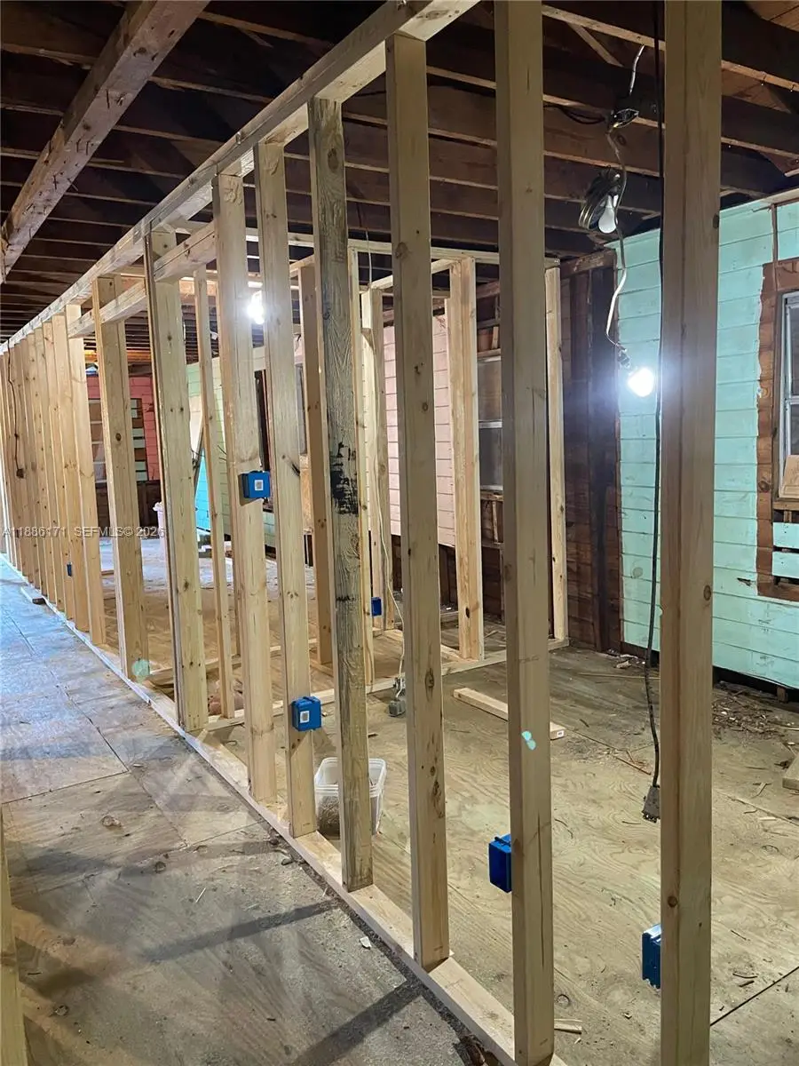 607 NW 8th Ave, Pompano Beach, FL 33060 - Image #2