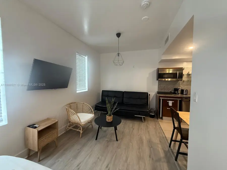 1036 Ocean Dr #B309, Miami Beach, FL 33139 - Image #2