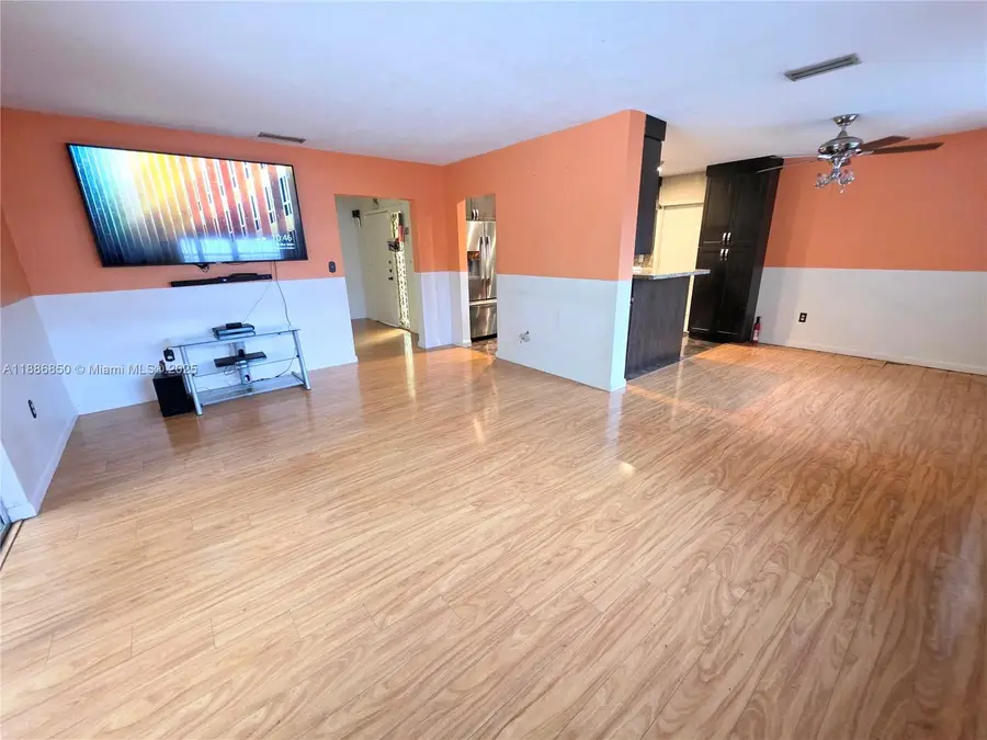 21 NE 161st, Miami, FL 33162 - Image #3