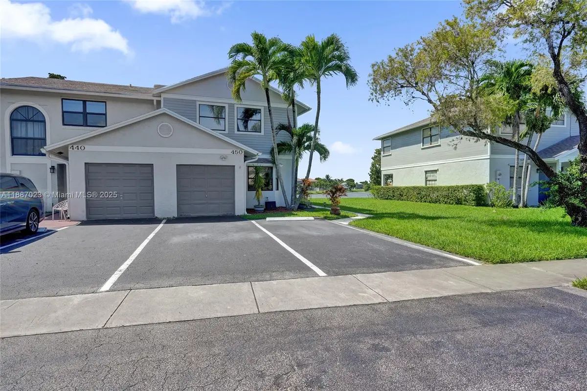 450 NW 106th Ter, Pembroke Pines, FL 33026 - Image #1