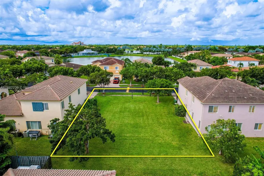 1461 NE 40th Ave, Homestead, FL 33033 - Image #3