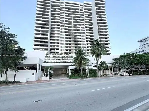 2555 Collins Ave #1701, Miami Beach, FL 33140