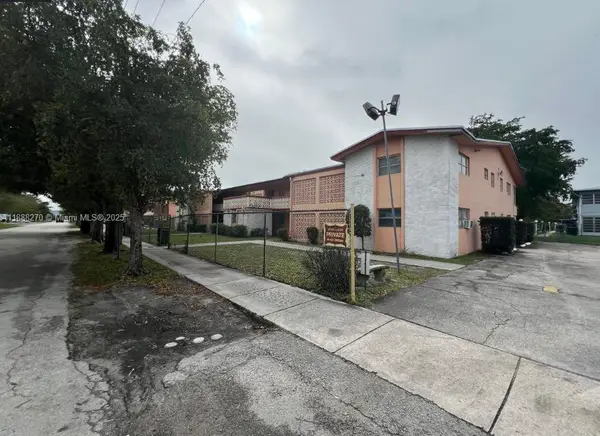 19080 NE 3rd Ct #312, Miami, FL 33179