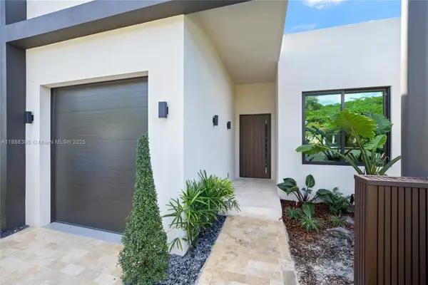 270 NE 46th St, Miami, FL 33137