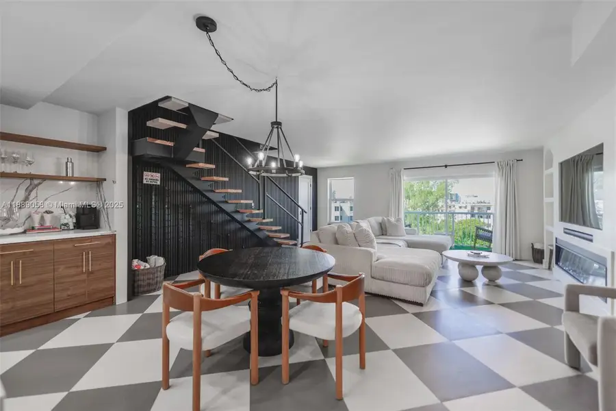 17800 Atlantic Blvd #PH14, Sunny Isles Beach, FL 33160 - Image #3