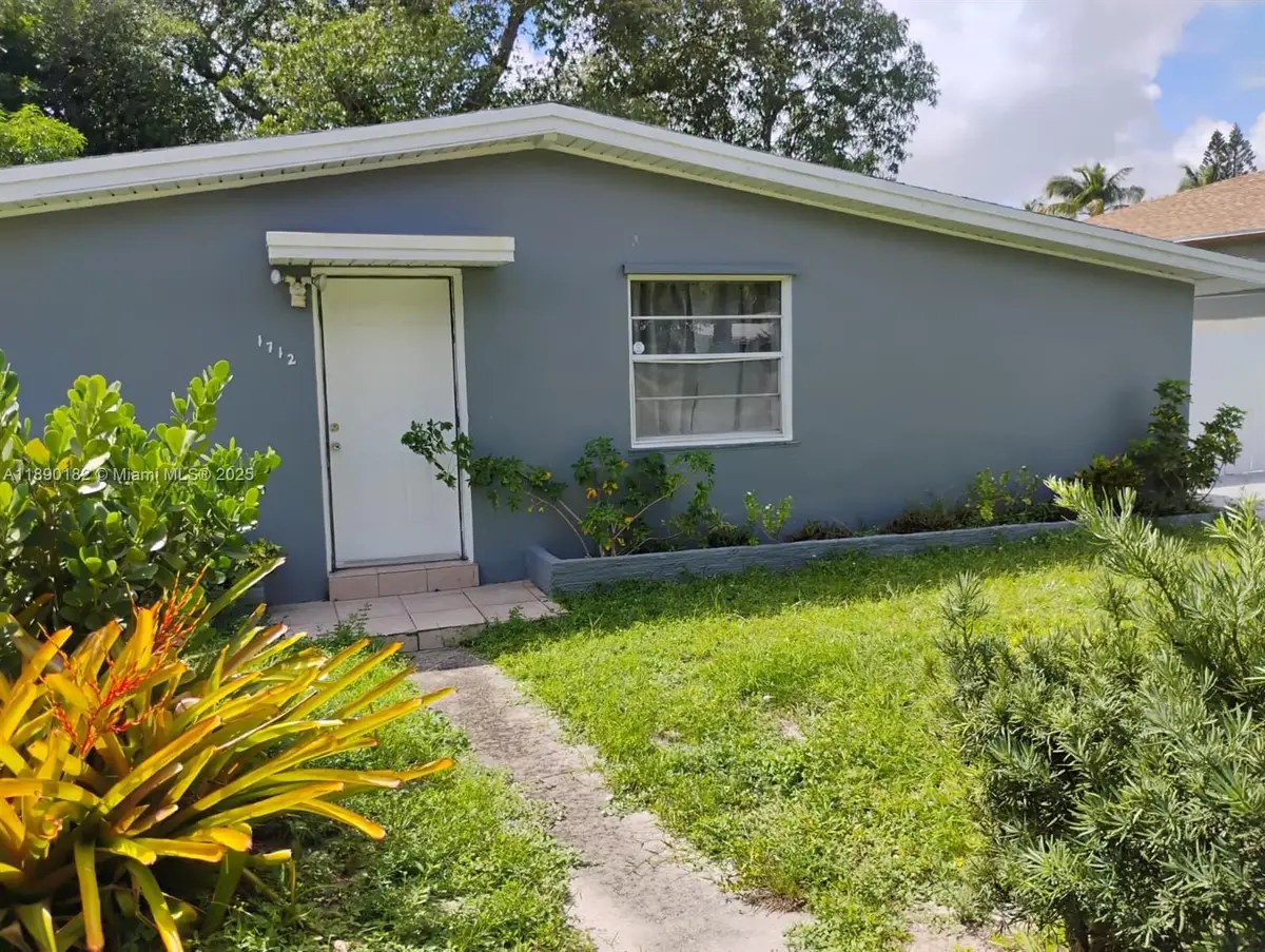 1712 NW 15th Ter, Fort Lauderdale, FL 33311 - Image #1
