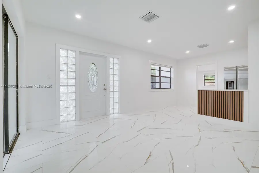 1251 NE 41st Dr, Pompano Beach, FL 33064 - Image #3