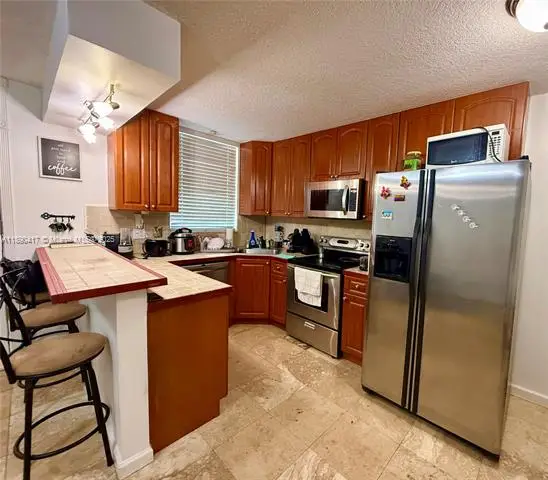 1801 S Treasure Dr #110, North Bay Village, FL 33141 - Image #3