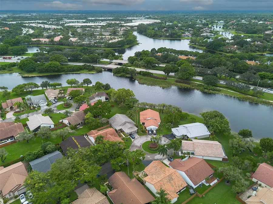 2330 Dover, Weston, FL 33326 - Image #3