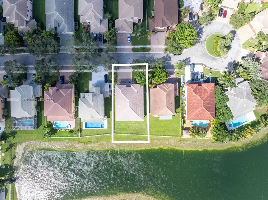 5413 SW 186th Way, Miramar, FL 33029 - Image #2