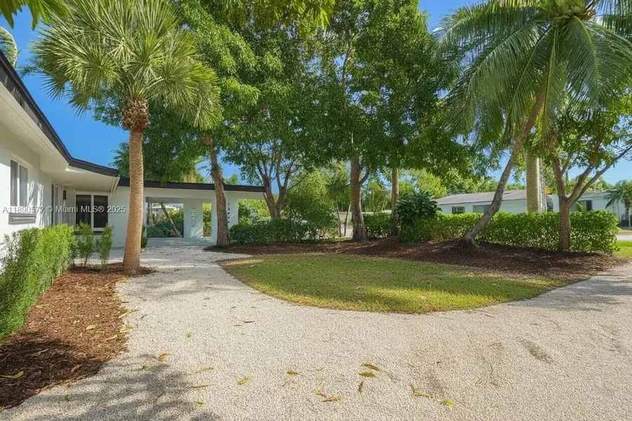 3801 NE 16th Ter, Oakland Park, FL 33334 - Image #2