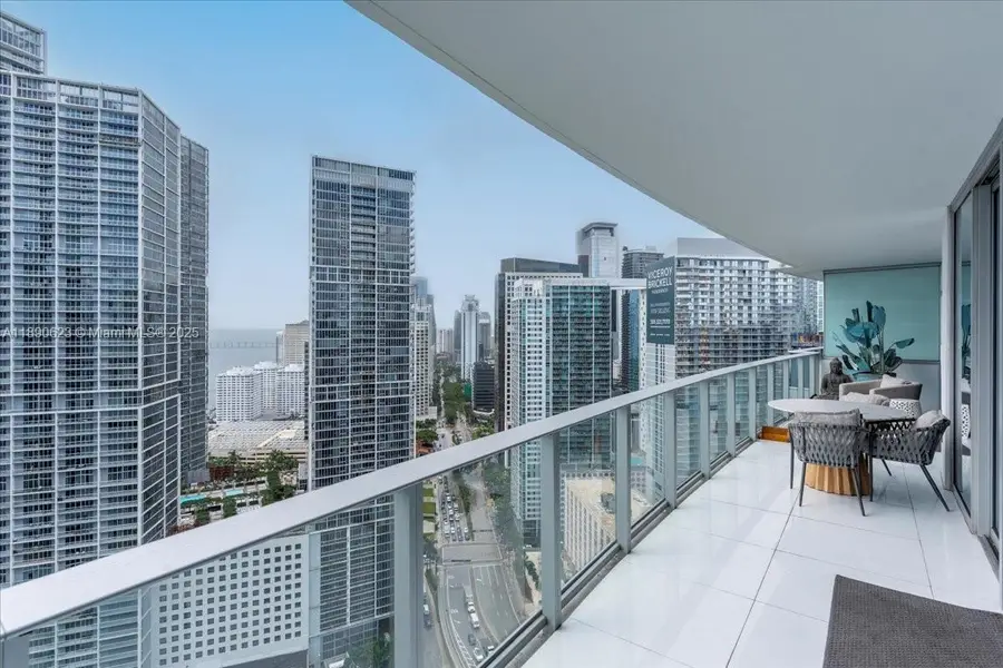 200 Biscayne Boulevard Way #3608, Miami, FL 33131 - Image #3