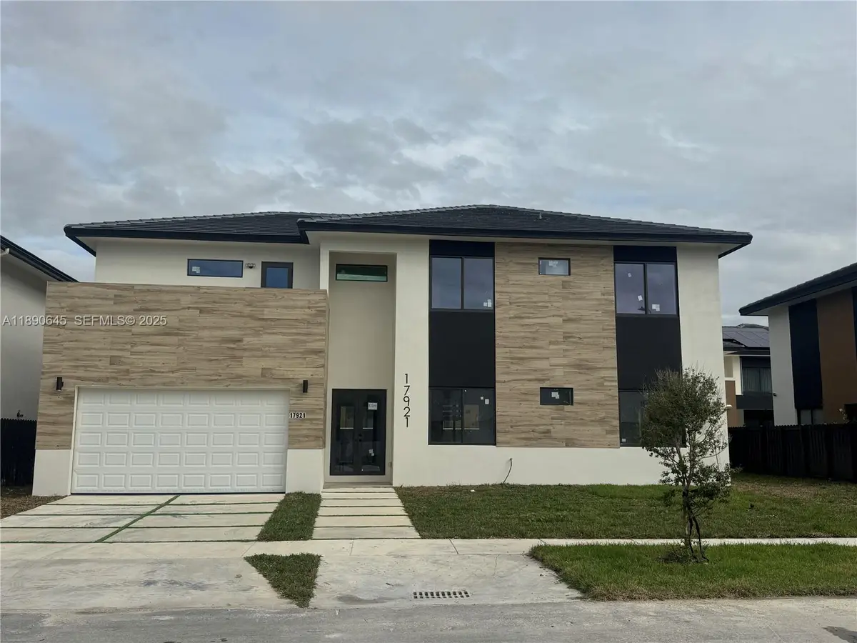 17921 SW 149th Ct, Miami, FL 33187 - Image #1