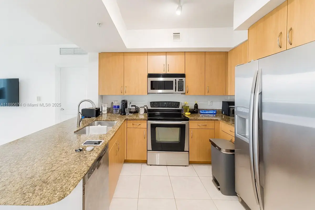 1830 Radius Dr #308, Hollywood, FL 33020 - Image #1