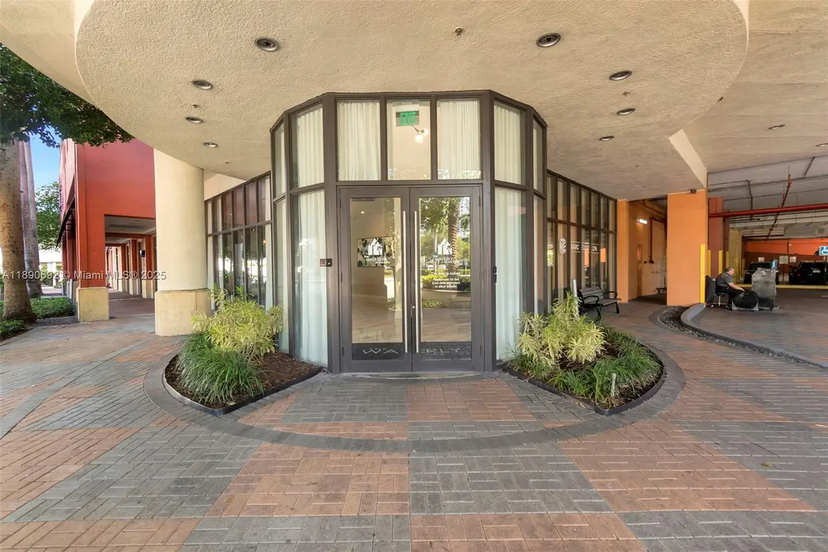 110 N Federal Hwy #909, Fort Lauderdale, FL 33301 - Image #1