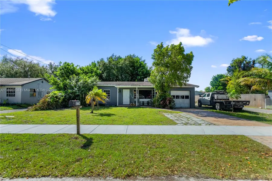 5724 Mckinley St, Hollywood, FL 33021 - Image #3