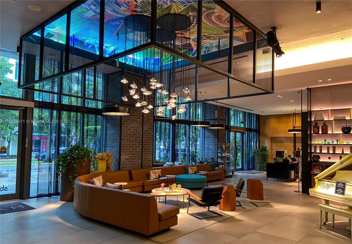 121 NE 34th St #908, Miami, FL 33137 - Image #1