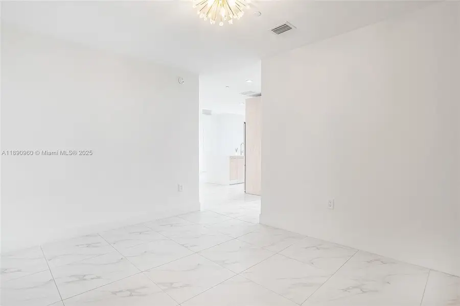 2000 Metropica Way #2501, Sunrise, FL 33323 - Image #2