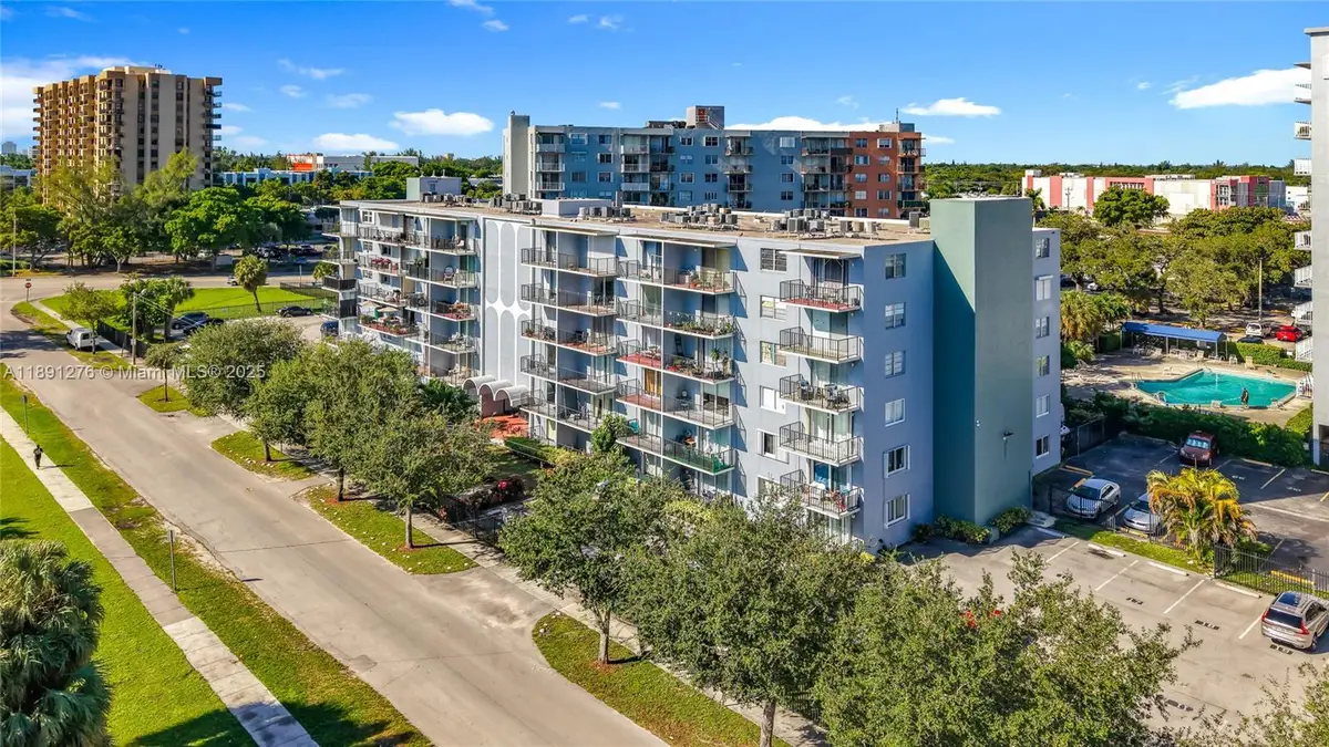 12500 NE 15th Ave #105, North Miami, FL 33161 - Image #1