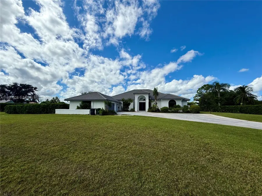 14984 Roan Ct, Wellington, FL 33414 - Image #3
