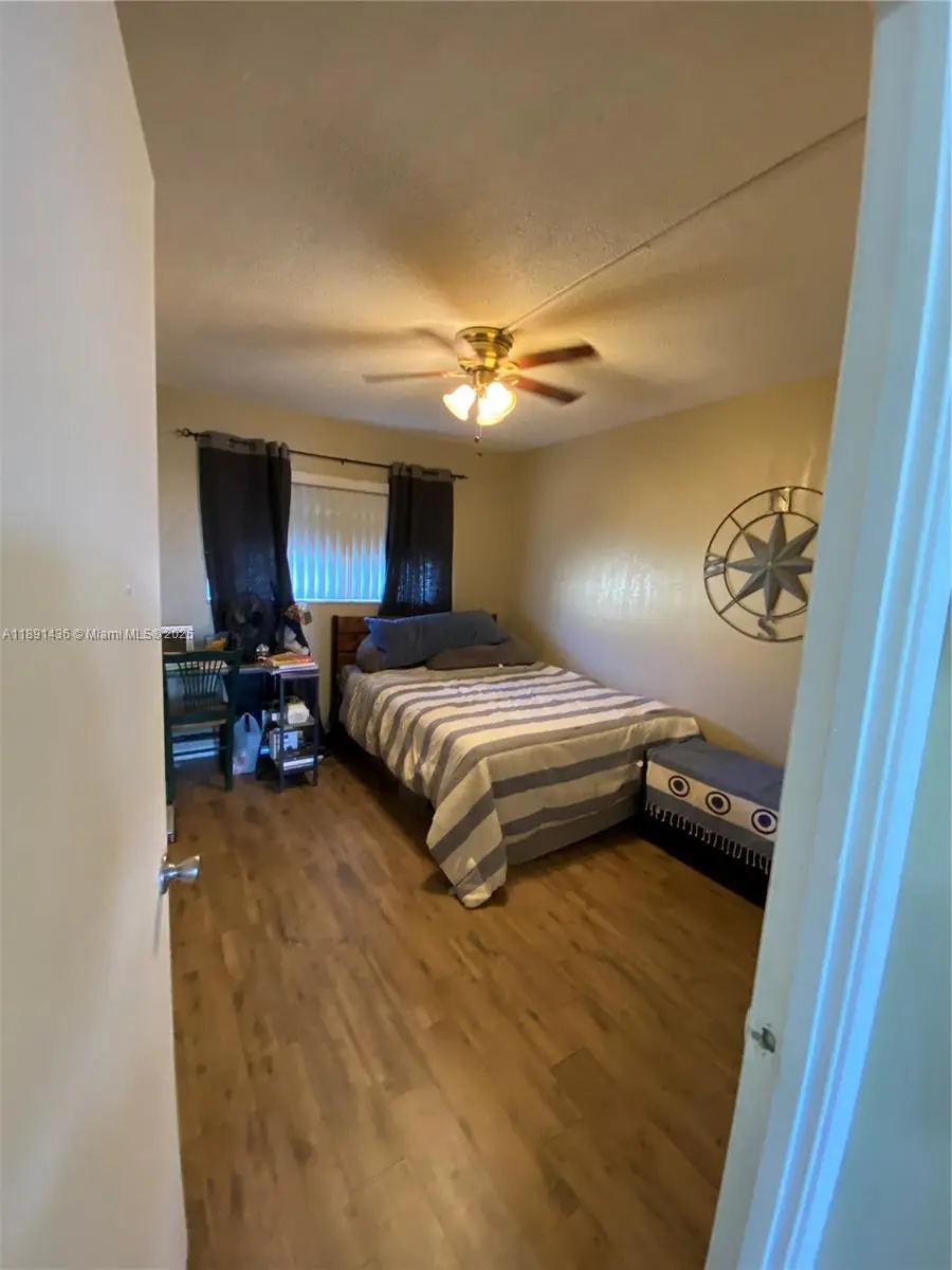 Address Withheld By Seller, Miami, FL 33179 - Image #2