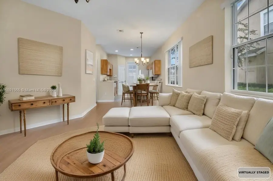 9141 Camden Gardens St, Orlando, FL 32827 - #3