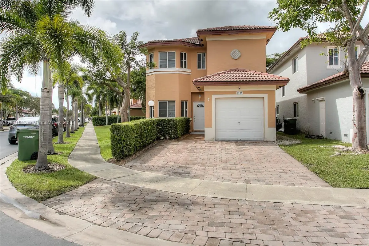 4126 NE 11th Dr, Homestead, FL 33033 - Image #1