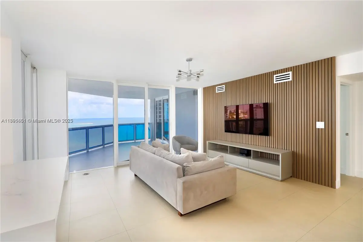6301 Collins Ave #1608, Miami Beach, FL 33141 - Image #1